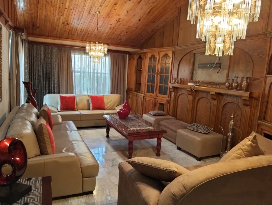 4 Bedroom Property for Sale in Van Der Hoff Park North West